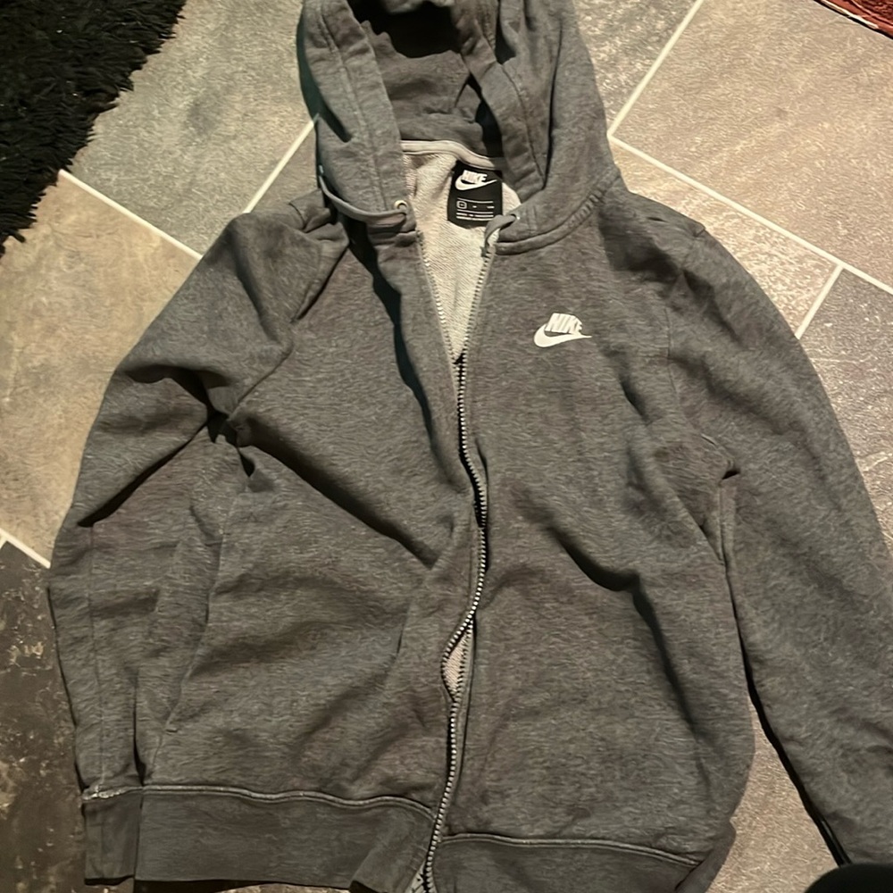 Nike sweater